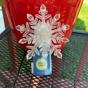 Bath and Body Works Wallflower Night light-Snowflake